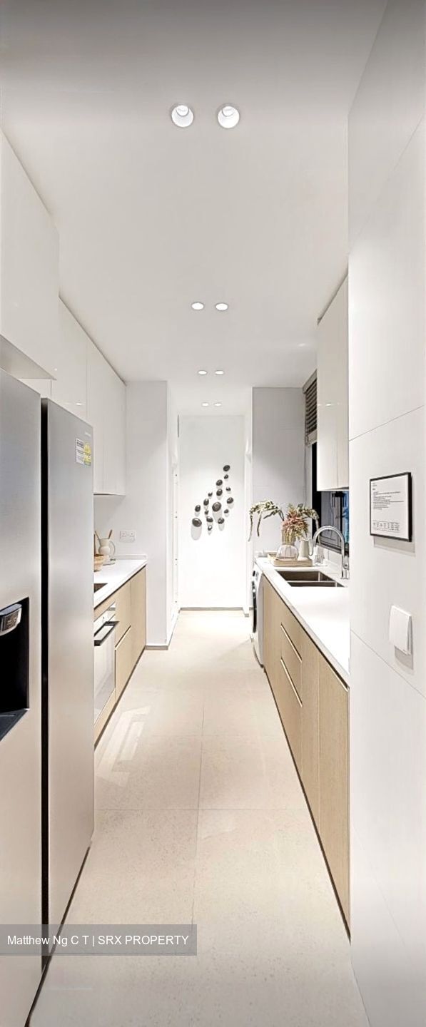 The Hillshore (D5), Condominium #593686291